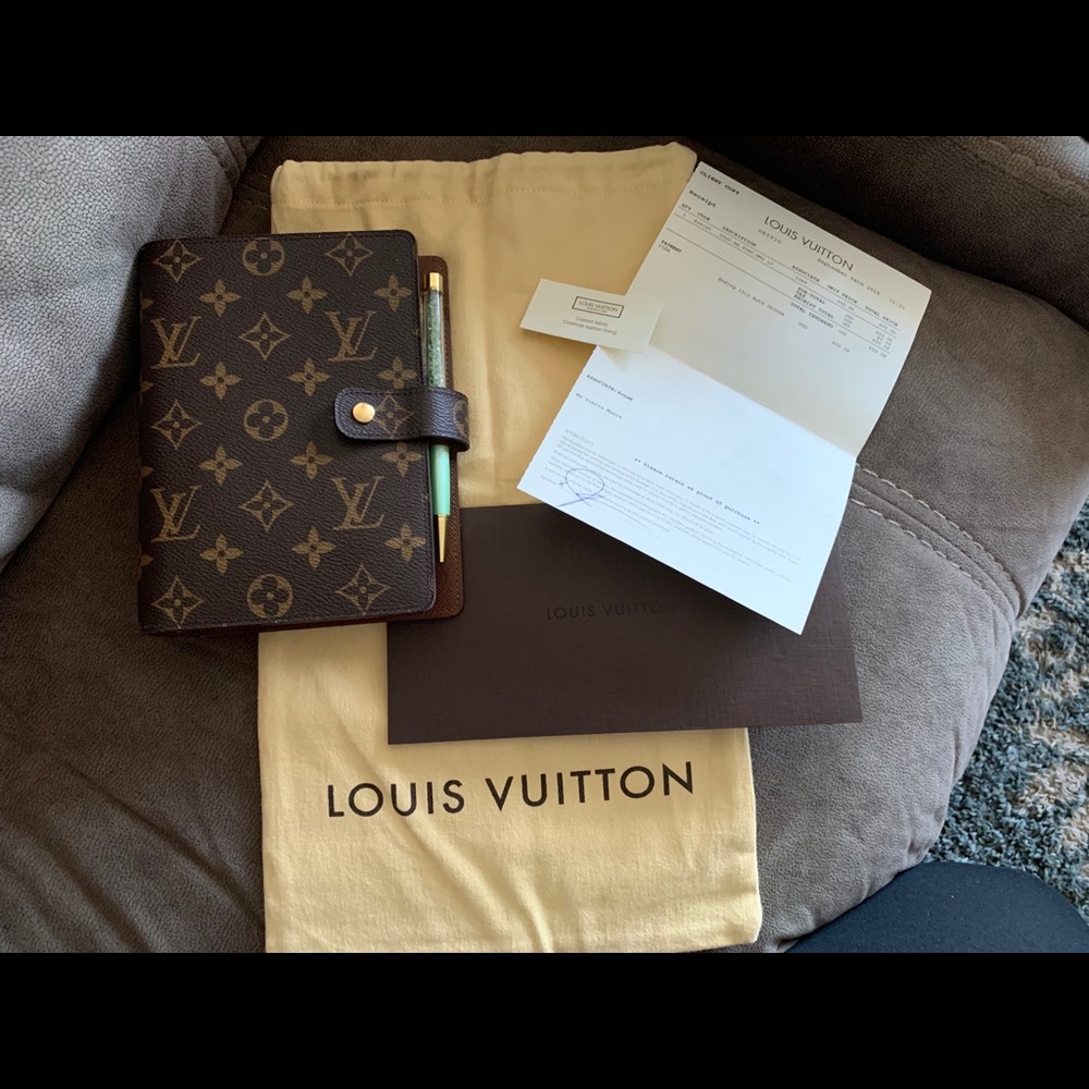 Authentic Louis Vuitton agenda 6 ring